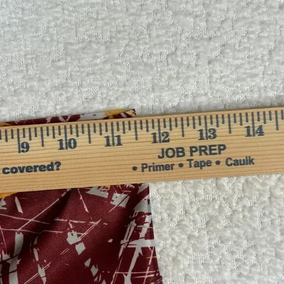 Zubaz NFL Women's maroon and yellow Washington Commanders leggings med - Picture 5 of 8